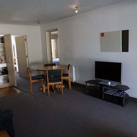 Karaka Tree Motel Таупо Екстер'єр фото
