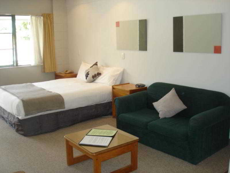Karaka Tree Motel Таупо Екстер'єр фото